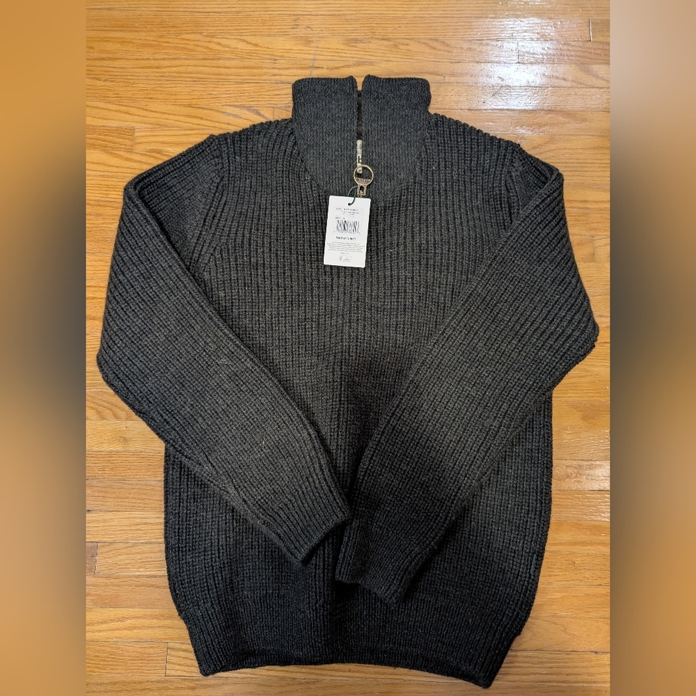 Barbour chunky 1/4 lambs wool zip sweater. Medium.dark  Olive